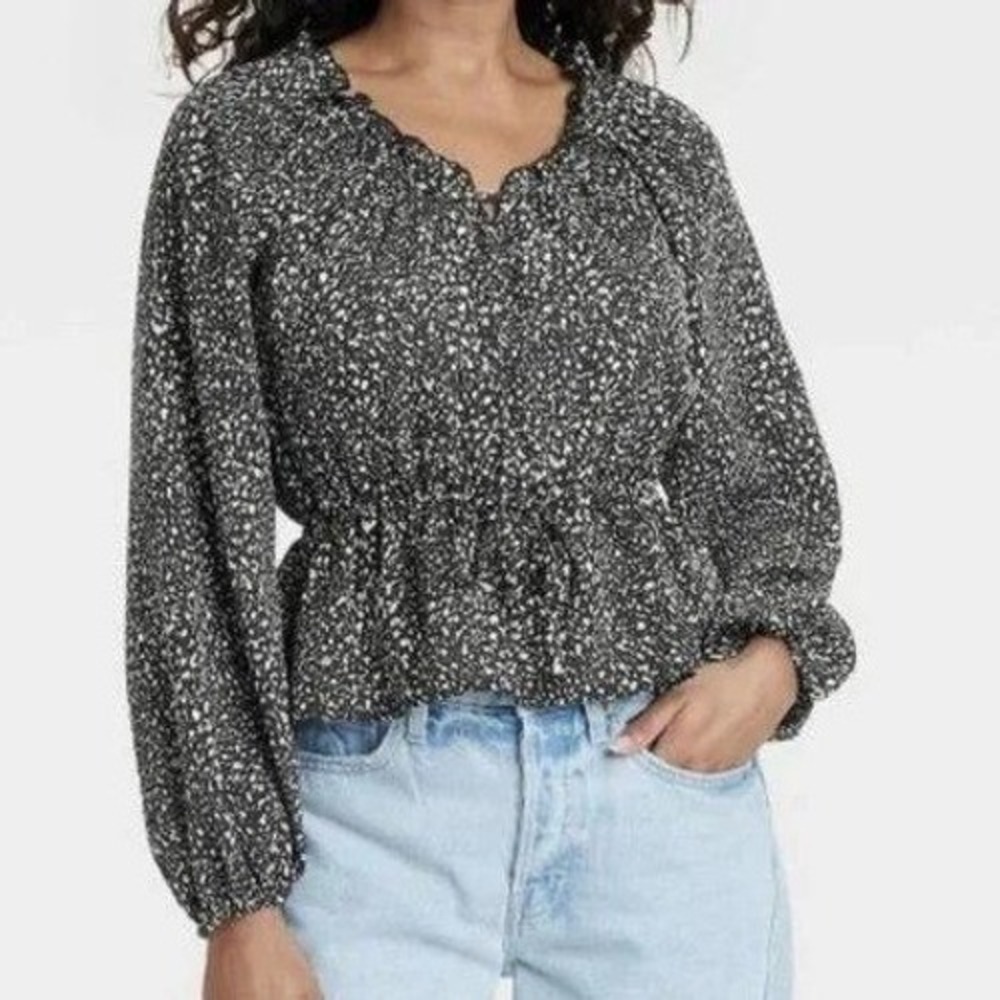 Universal Thread Black White Speckled Peplum‎ Top Ruffle Neck Long Sleeve Large